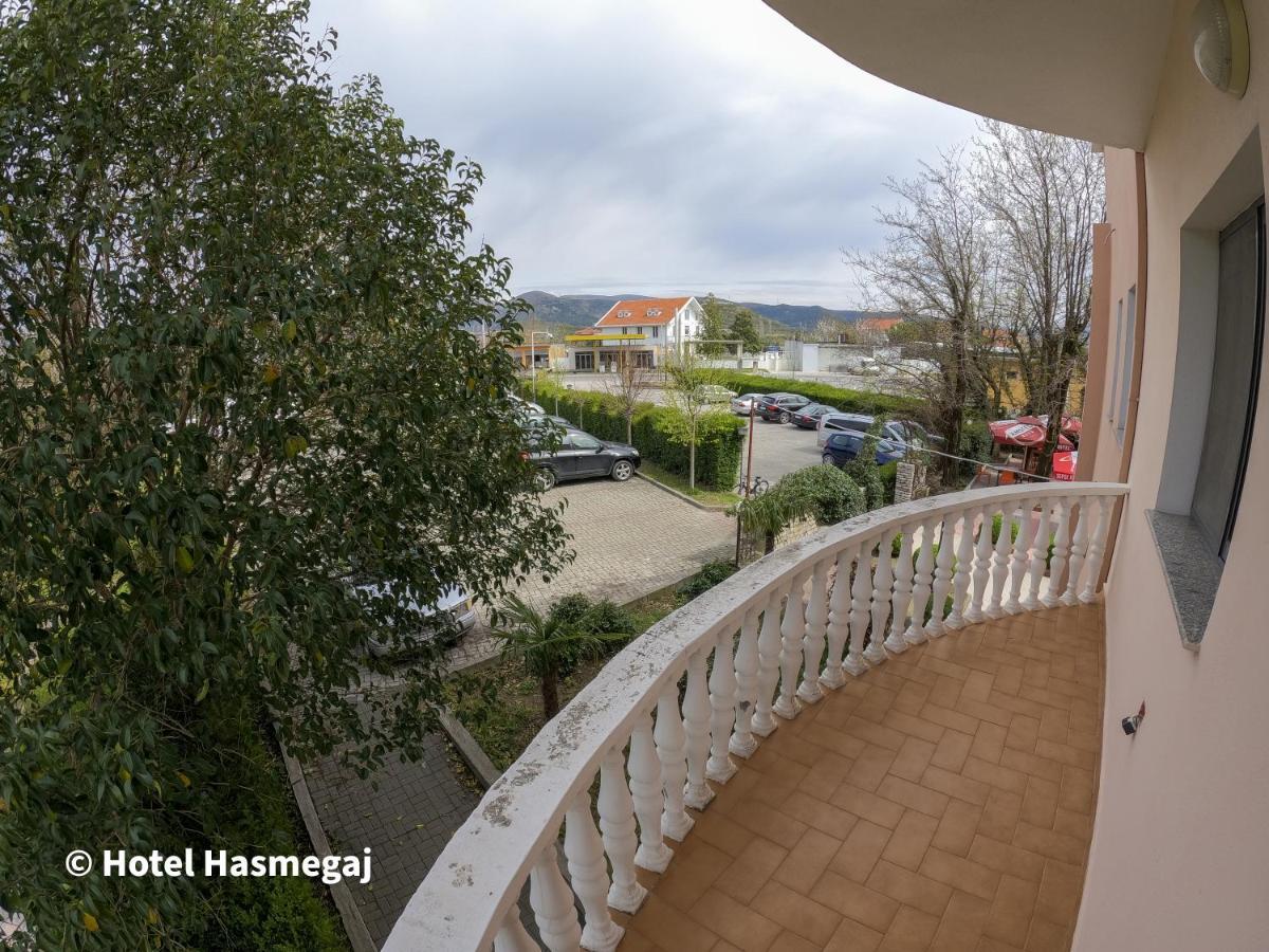 Hotel Hasmegaj Mahall' e Kryethuit Exterior photo